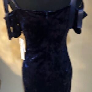 Off-Shoulder Velvet Midi Dress in Deep Navy